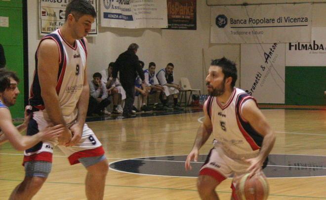 Basket, una brutta Sibe va ko a Livorno (85-73)