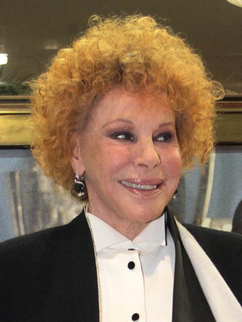 Un brindisi in teatro con Ornella Vanoni 