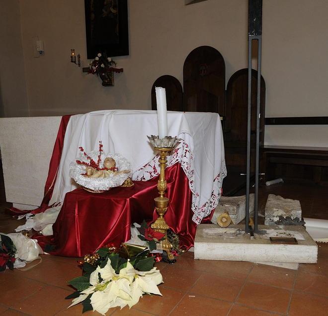 Nessuna messa di riparazione per la chiesa del Santissimo