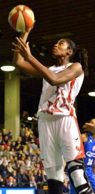 L’ala Peters lascia il Basket Le Mura 