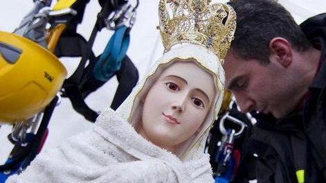 Se il simbolo dell’anno vecchio è un naufragio
