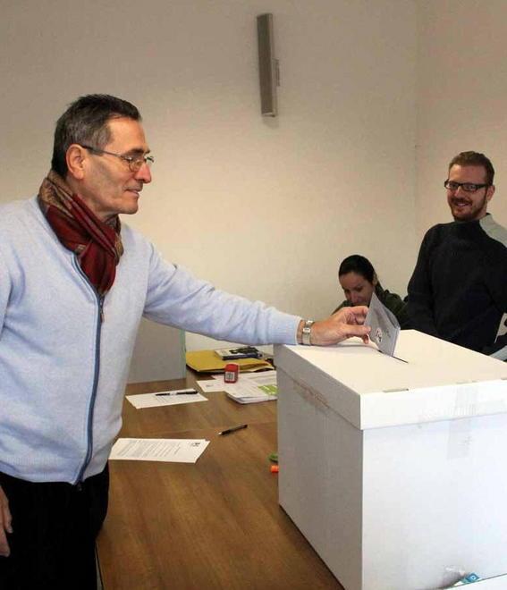 Maffei si impone in nove Comuni e a Marina di Carrara 