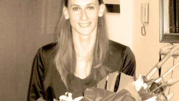 Muore a soli 25 anni mentre scia