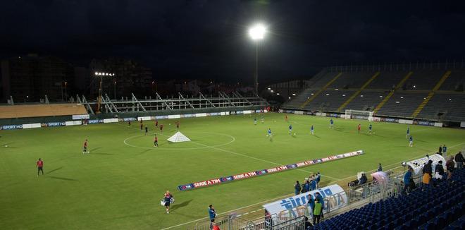 Il perito: abusivo lo stadio di Is Arenas 