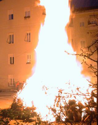 Festa di Sant’Antonio strade e piazze invase dai “fuochi” 