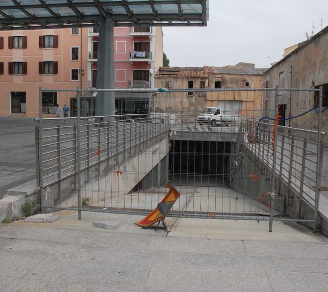 Piazza Mercato ora è un parcheggio 