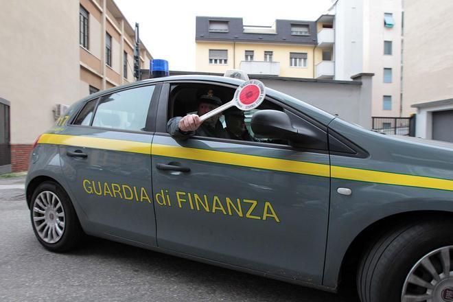 Maxi frode fiscale: si intascano 20 milioni di Iva, sei arresti 