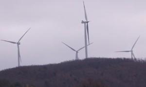 Si accendono le 13 pale eoliche 