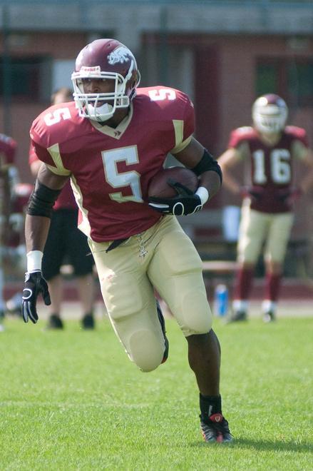  Football Americano: gli Hogs si affidano a Shar-ron Edwards 