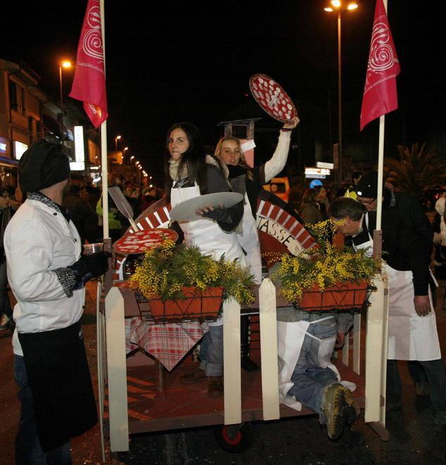 Per il Rione che non c’è debutto con luci e ombre 