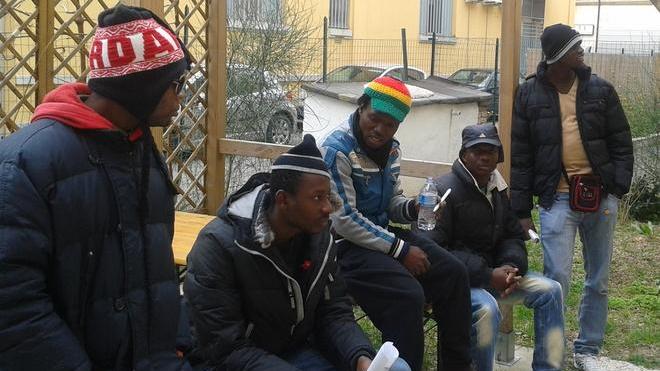 «Sono tutti cittadini italiani che devono rifarsi una vita»