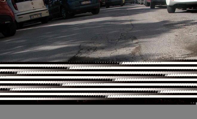 Lo scavo nel controviale Carducci