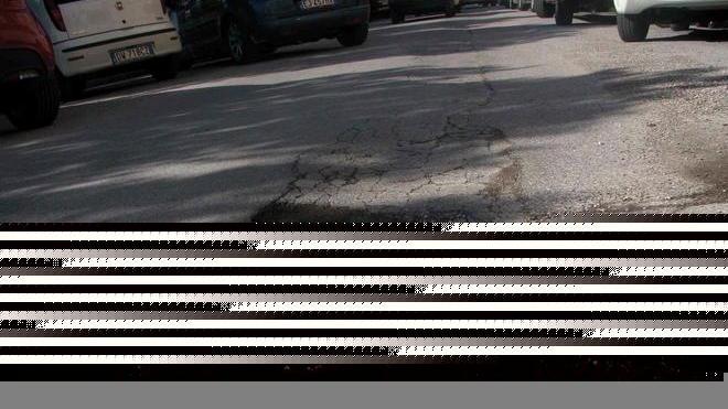 Lo scavo nel controviale Carducci
