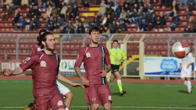 Il Pontedera rimonta ed espugna il campo di Poggibonsi