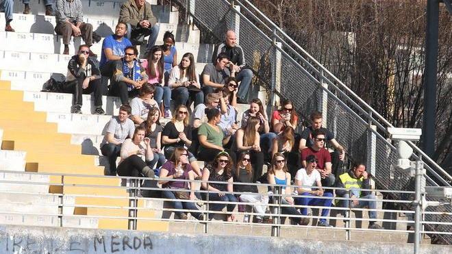 Anche gli studenti americani al Lungobisenzio per tifare il Prato