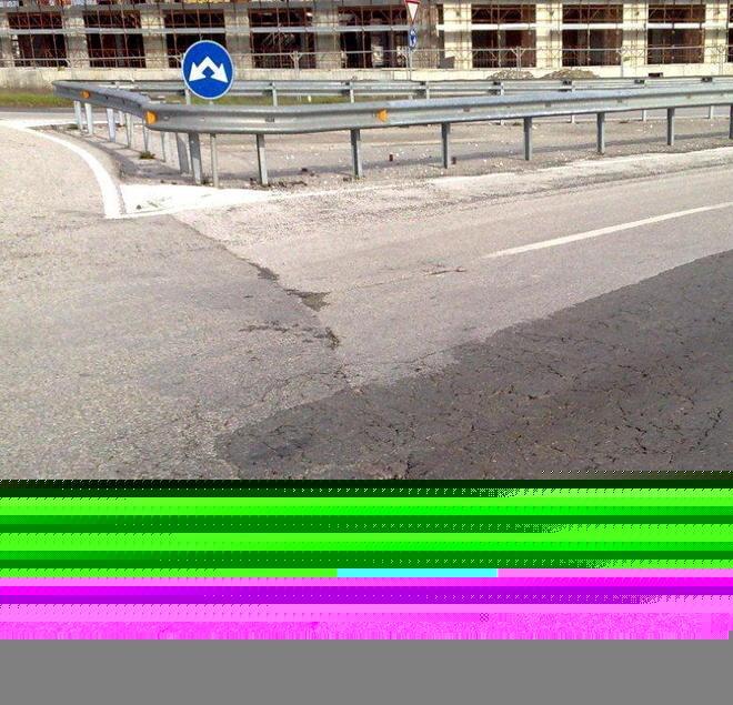 Eccoci a Pontedera capitale delle buche e degli avvallamenti 