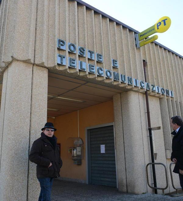 In otto ostaggi dei banditi per un’ora 