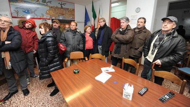 Pd, fiducia al segretario «Ma ora cambiamo volti»