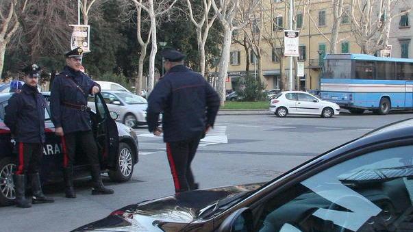 Presi con la droga a 19 anni Nei guai anche uno studente