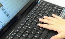 Impiegati sui siti porno Il Comune blocca internet 