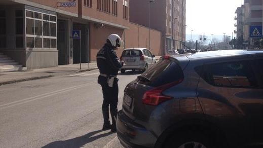 Raffica di multe: scoppia il diverbio con i vigili