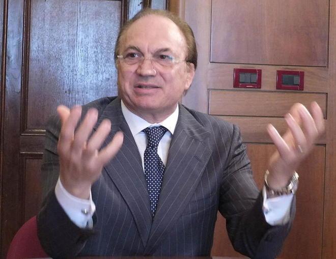 Prete contro i politici: «Non ho votato» 