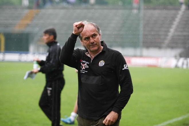 Pugno duro del giudice sportivo contro il Viareggio: un turno di stop per De Vena e Cuoghi 