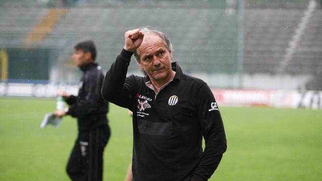 Pugno duro del giudice sportivo contro il Viareggio: un turno di stop per De Vena e Cuoghi