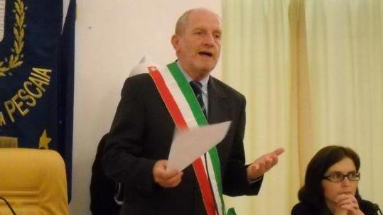 «La Faenzi ha dimezzato il consenso»