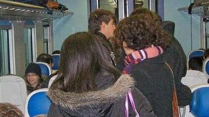Ma a bordo dei treni disagi e ritardi son sempre gli stessi