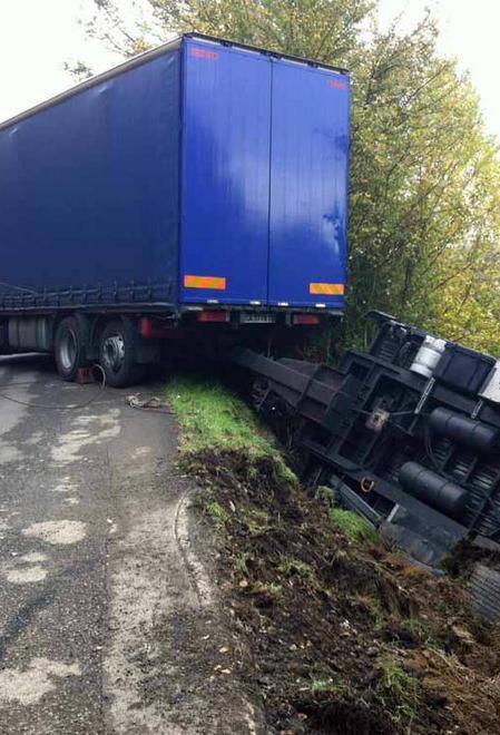 Tir in transito fino all’apertura del ponte di Serricciolo