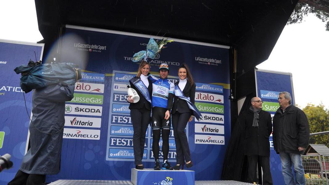 Tirreno-Adriatico: Cavendish leader dopo la prima tappa
