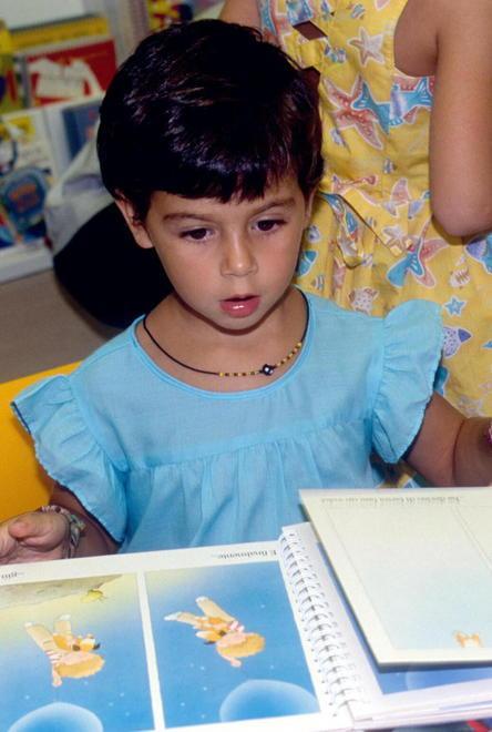 Al nido i genitori scrivono libri per i propri figli