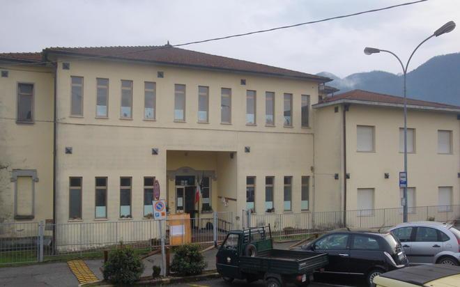 Scuole elementari insieme alle medie 