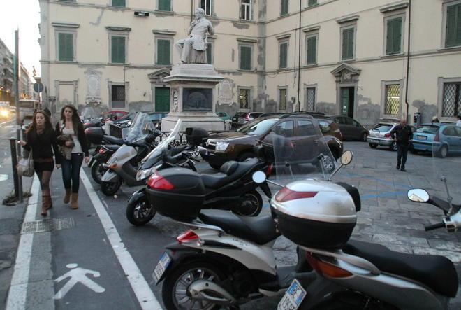 Lite e cazzotti in pieno centro 