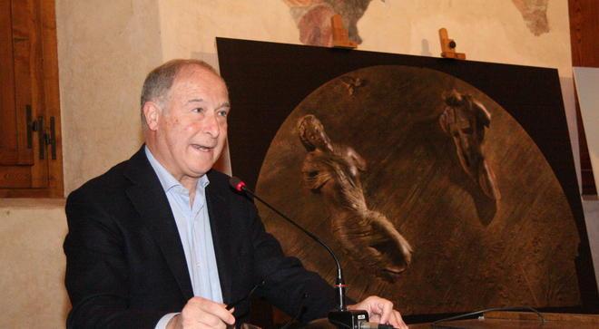 Ancora un premio per il sindaco-poeta