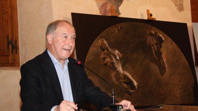 Ancora un premio per il sindaco-poeta