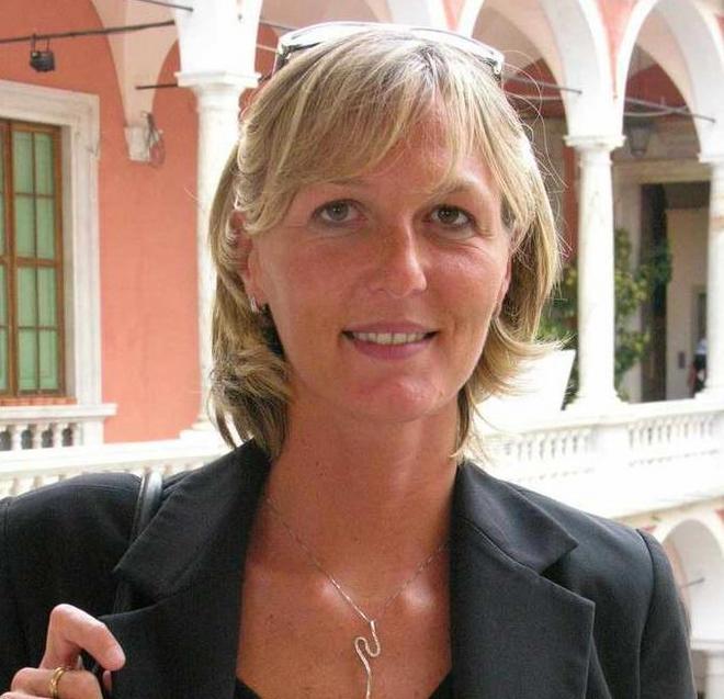 Oggi alle 15.30 Venè incontra i commercianti