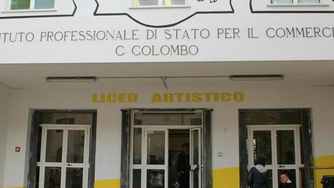 Genitori disperati: «Tornate qui»