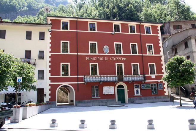 Stazzema in lutto per l’addio all’ ex sindaco Vinicio Bertelli 
