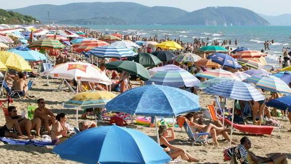 San Vincenzo conferma la tassa di soggiorno