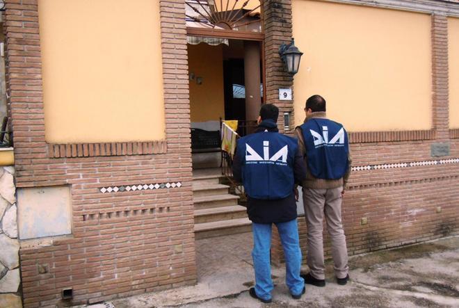Oltre alle forze di polizia serve la politica
