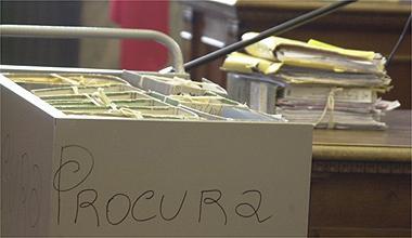 Abusi sulle tre nipotine, indagato nonno di 82 anni 