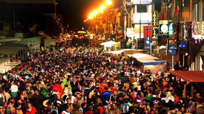 Il CarnevalDarsena ricomincia dalle date: il Baccanale 2014 dal 28 febbraio al 4 marzo