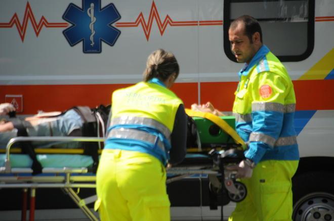 Scontro sull’Emilia, grave motociclista 