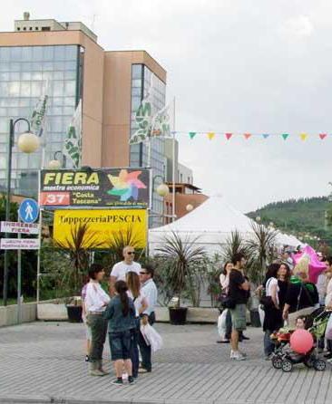 Via della Fiera al buio per colpa della pioggia 