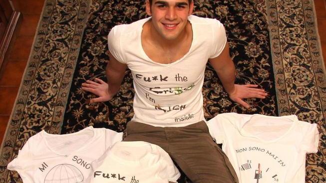 “Rich inside” sfotte la crisi con la collezione di t-shirt
