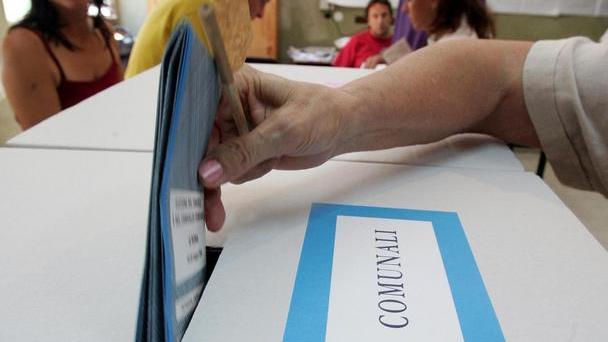 Piovono candidati nel Pd in pista Carioli e Della Pina