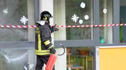 Incendio alla scuola materna: fiamme e paura, evacuati 100 bambini