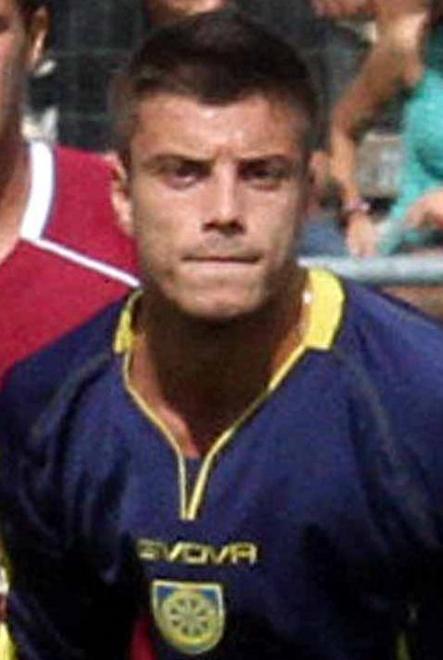 Benassi fra i migliori della Carrarese battuta dal Perugia